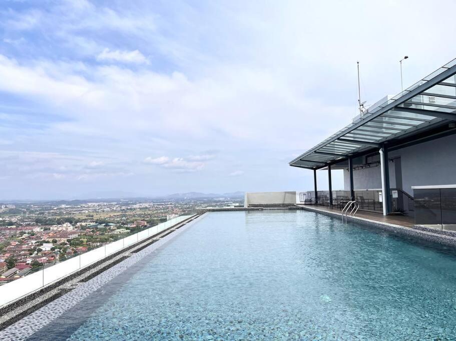 Ins Suite @ The Quartz Residence-Infinity Pool Malacca Екстер'єр фото