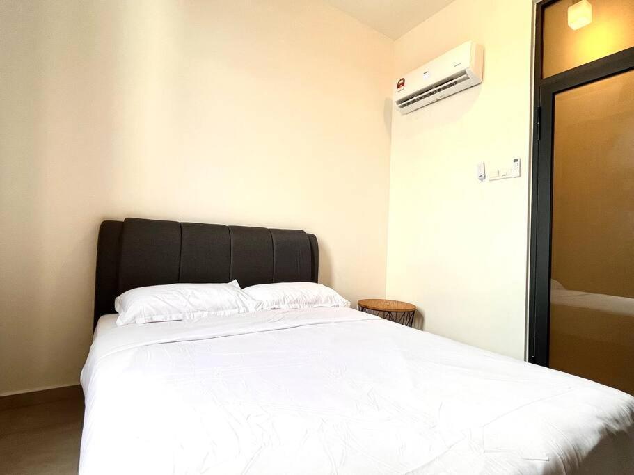 Ins Suite @ The Quartz Residence-Infinity Pool Malacca Екстер'єр фото