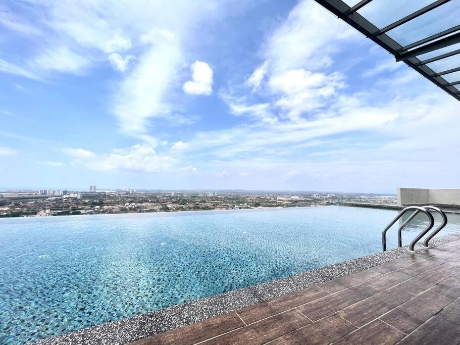Ins Suite @ The Quartz Residence-Infinity Pool Malacca Екстер'єр фото