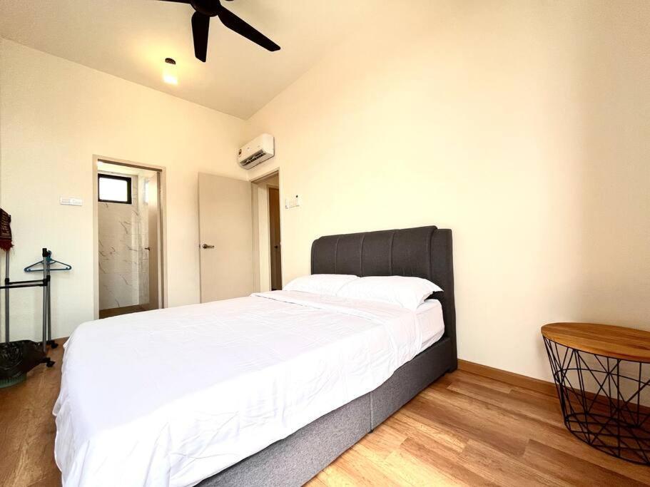 Ins Suite @ The Quartz Residence-Infinity Pool Malacca Екстер'єр фото